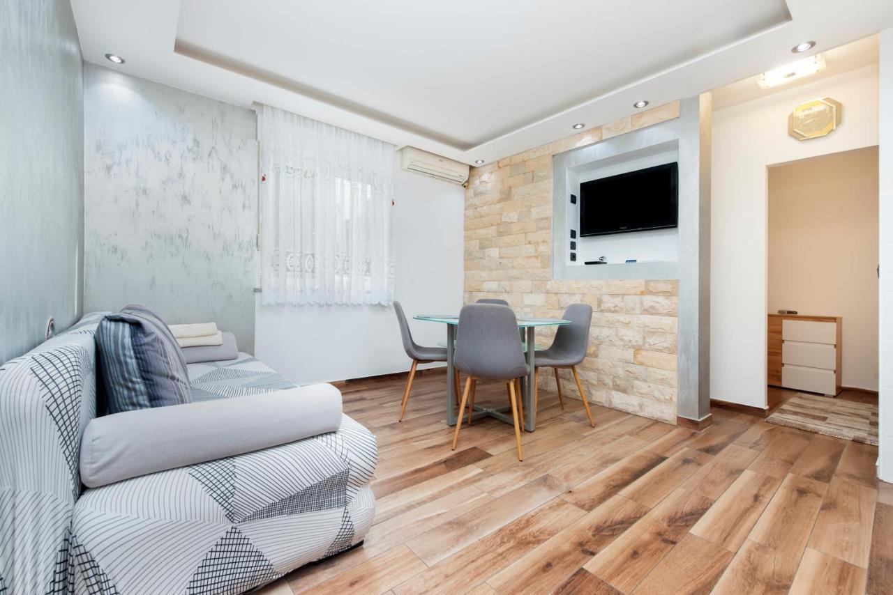 No&Ma Apartment Rovinj Exterior photo