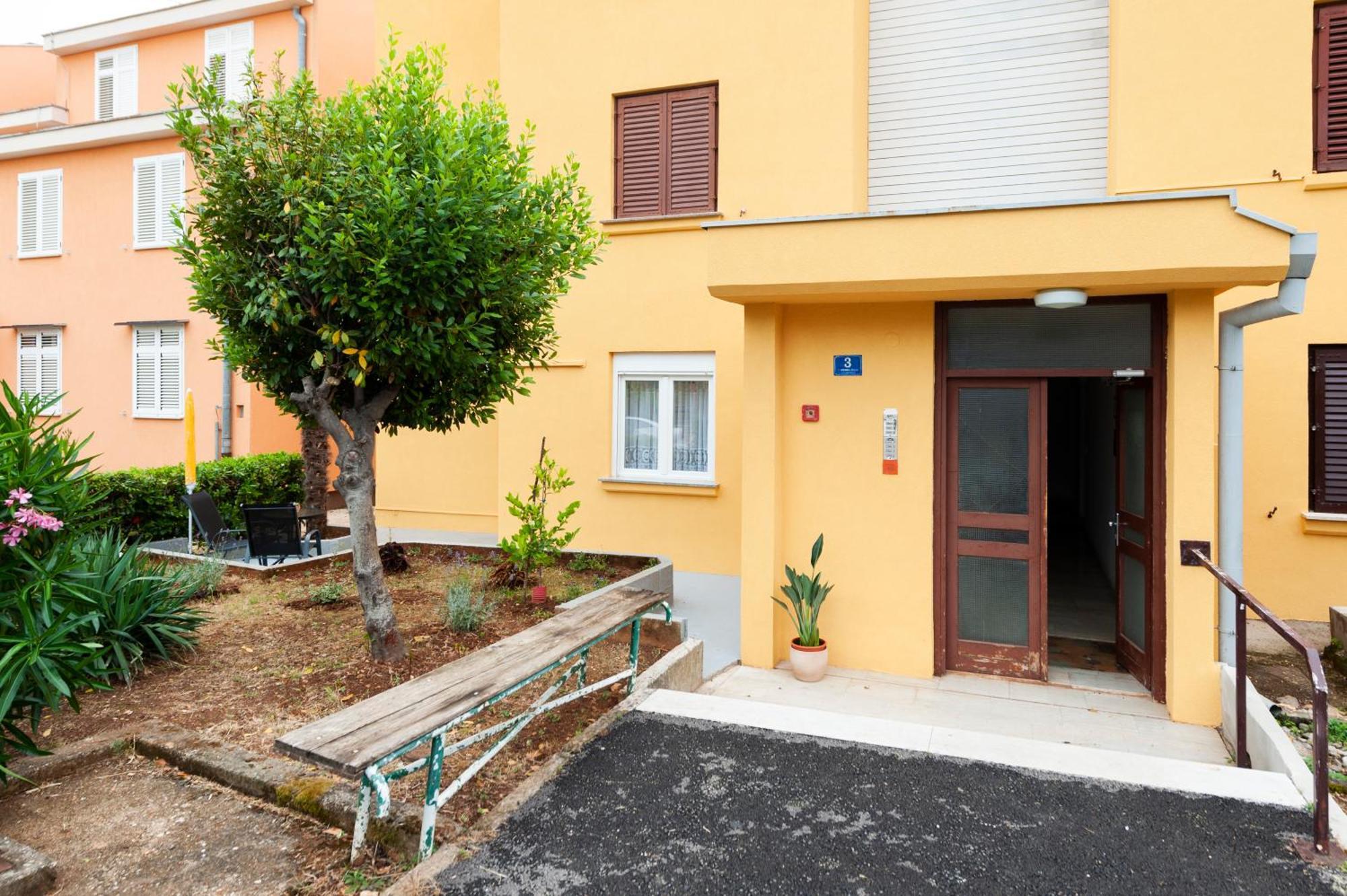 No&Ma Apartment Rovinj Exterior photo
